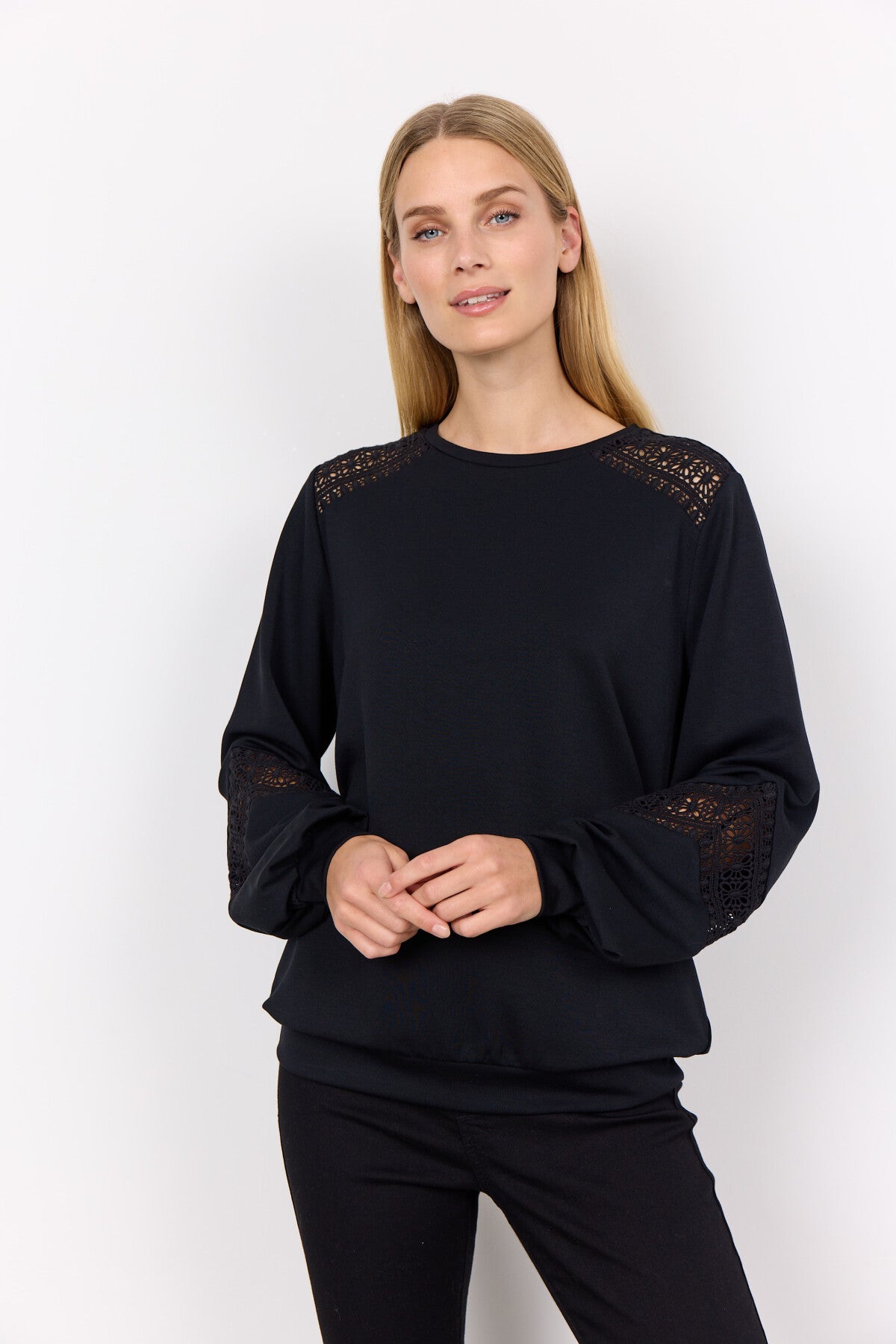 SC-BANU 193 Blouse Black