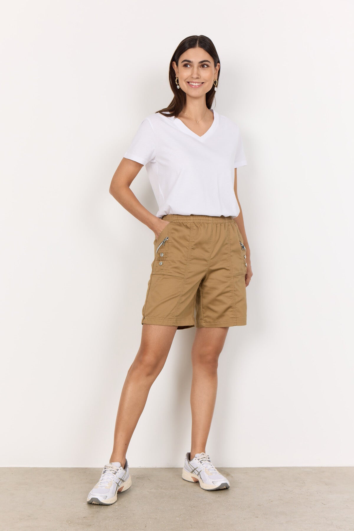 SC-AKILA 2-C Shorts Camel