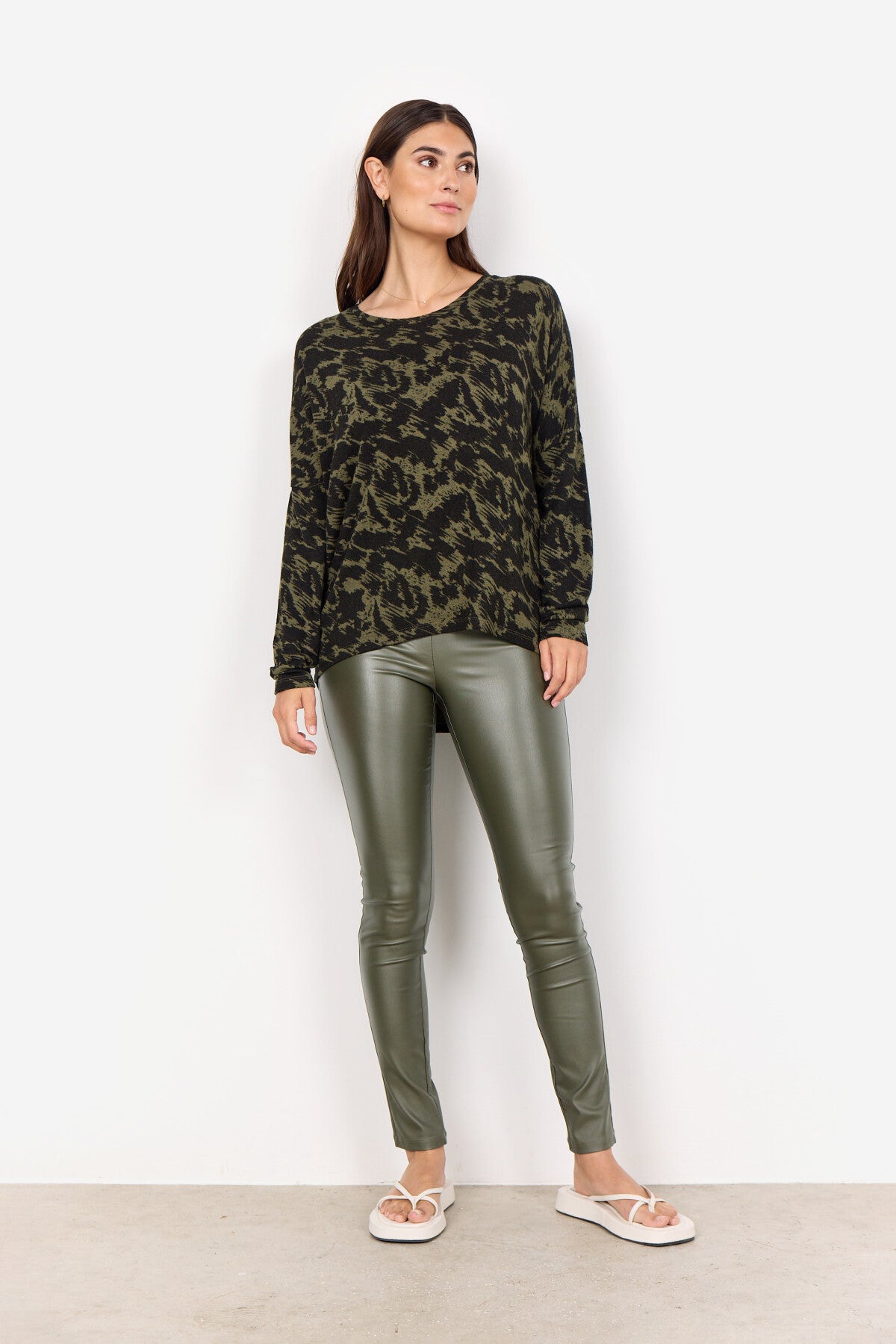 SC-BIARA AOP 121 Blouse Olive