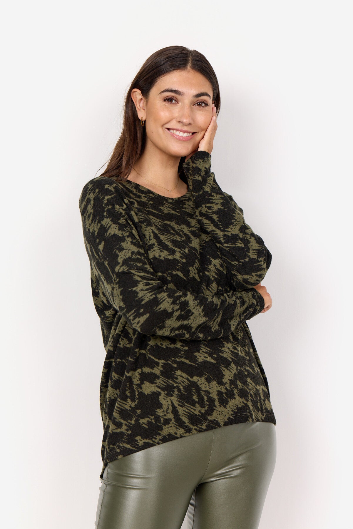 SC-BIARA AOP 121 Blouse Olive