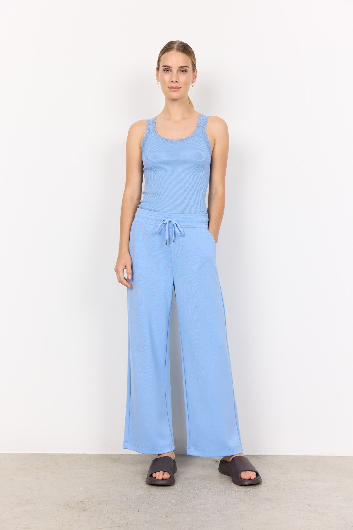 SC-BANU 33 Pants Light blue