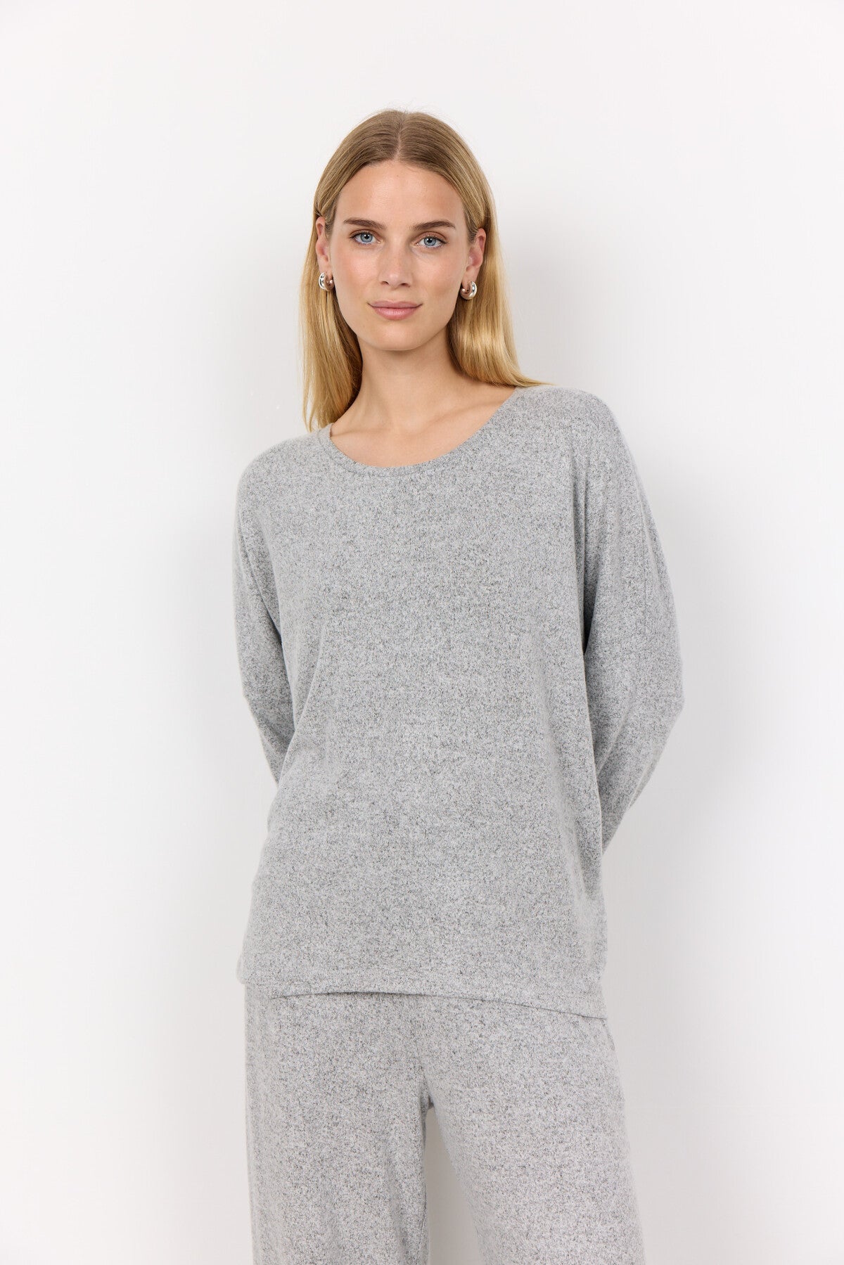 SC-BIARA 1 Blouse Light grey