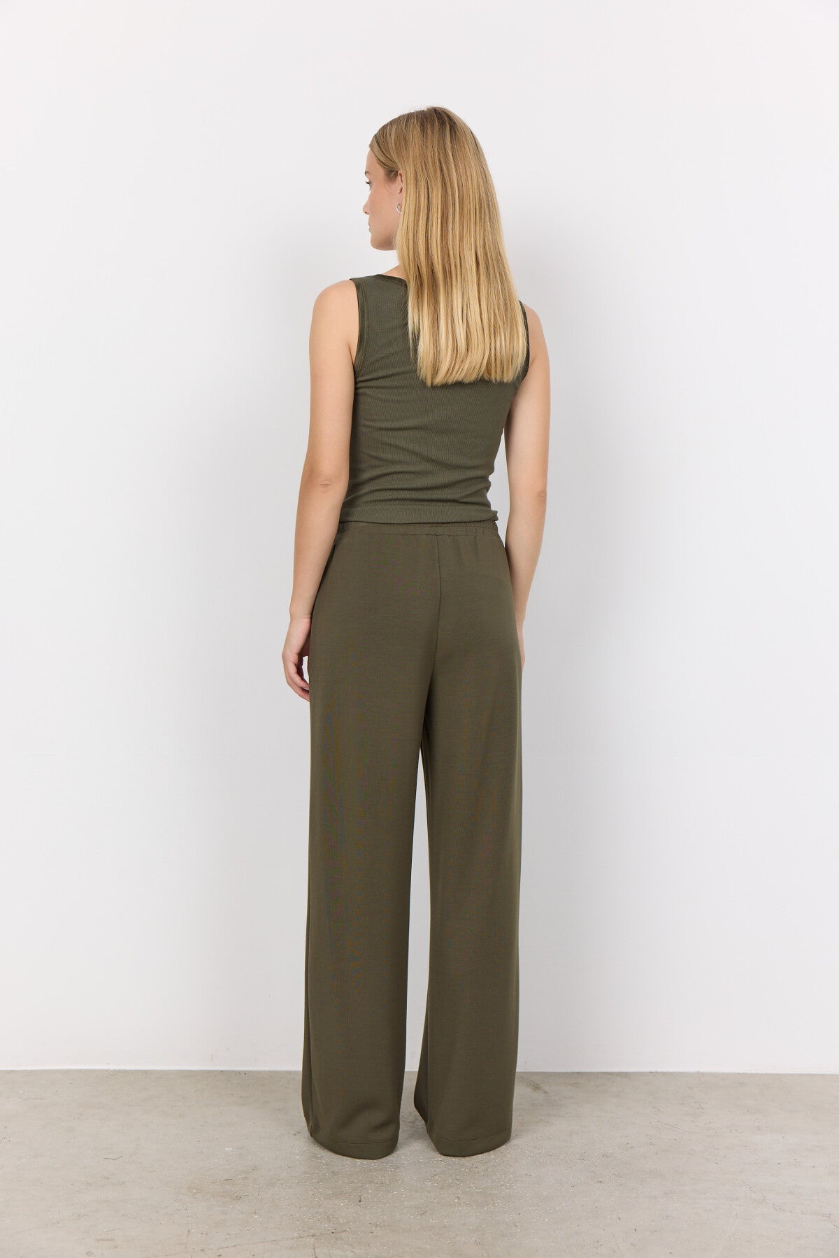 SC-BANU 116 Pants Dark green