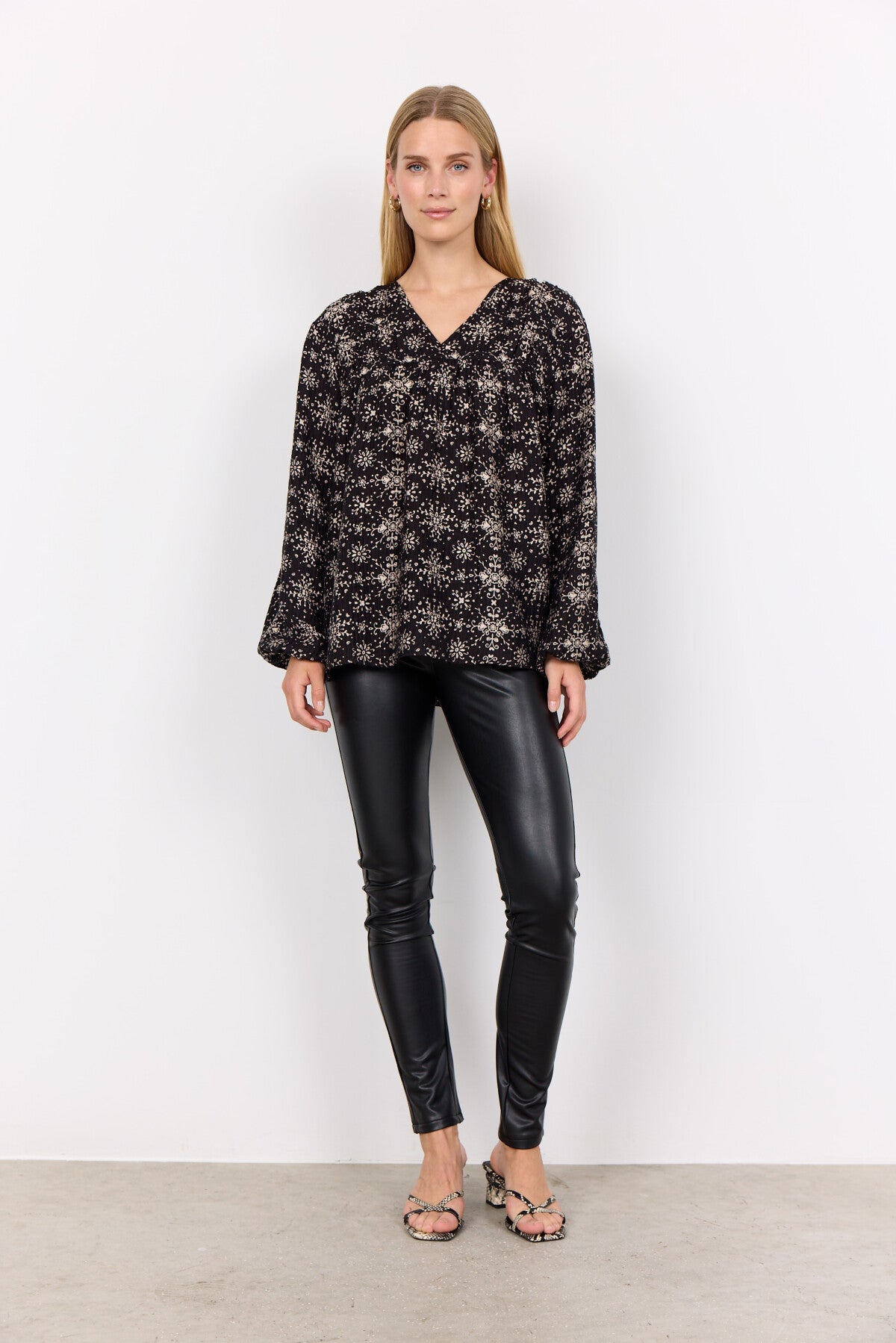 SC-IANE 1 Blouse Black