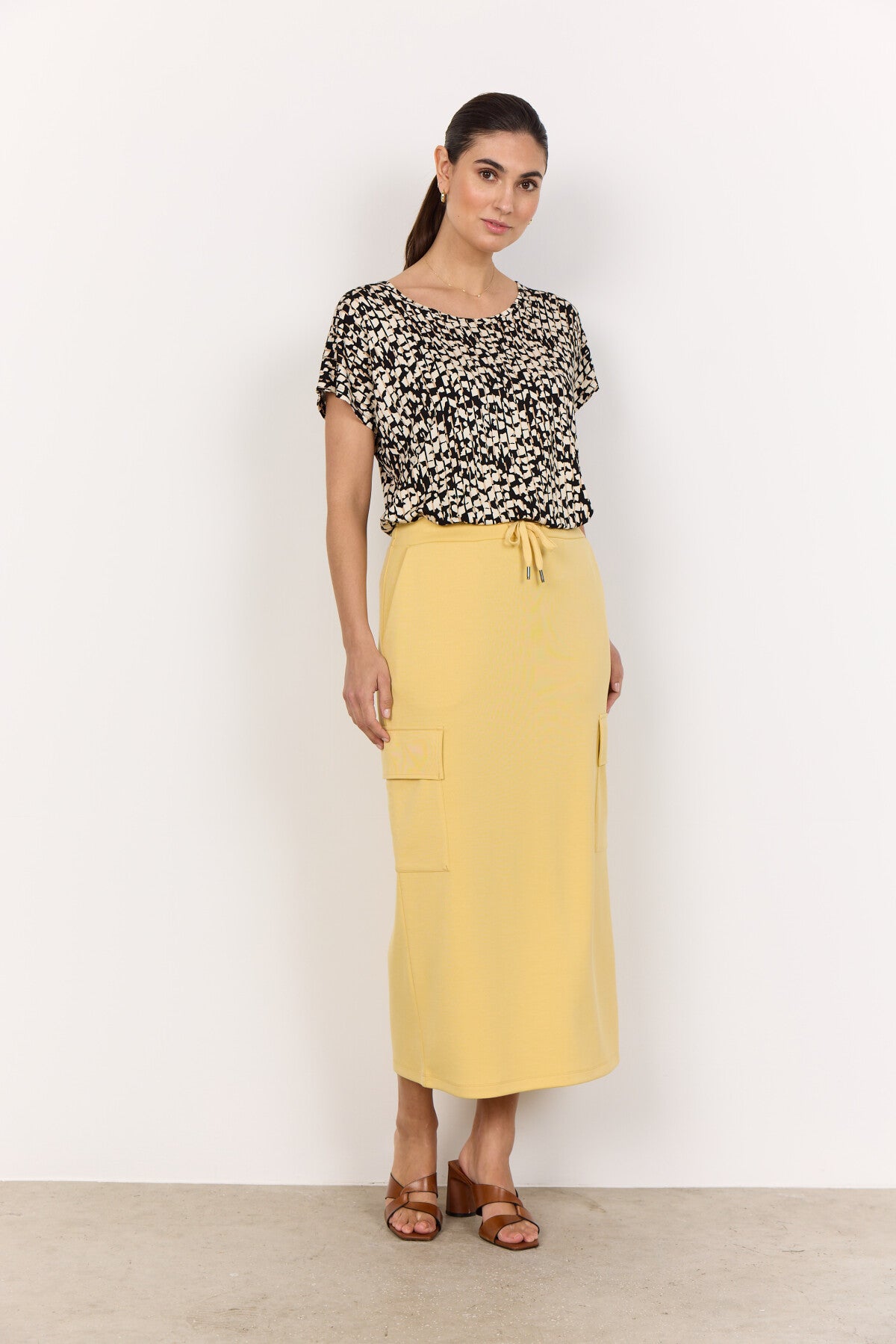 SC-BANU 189 Skirt Yellow