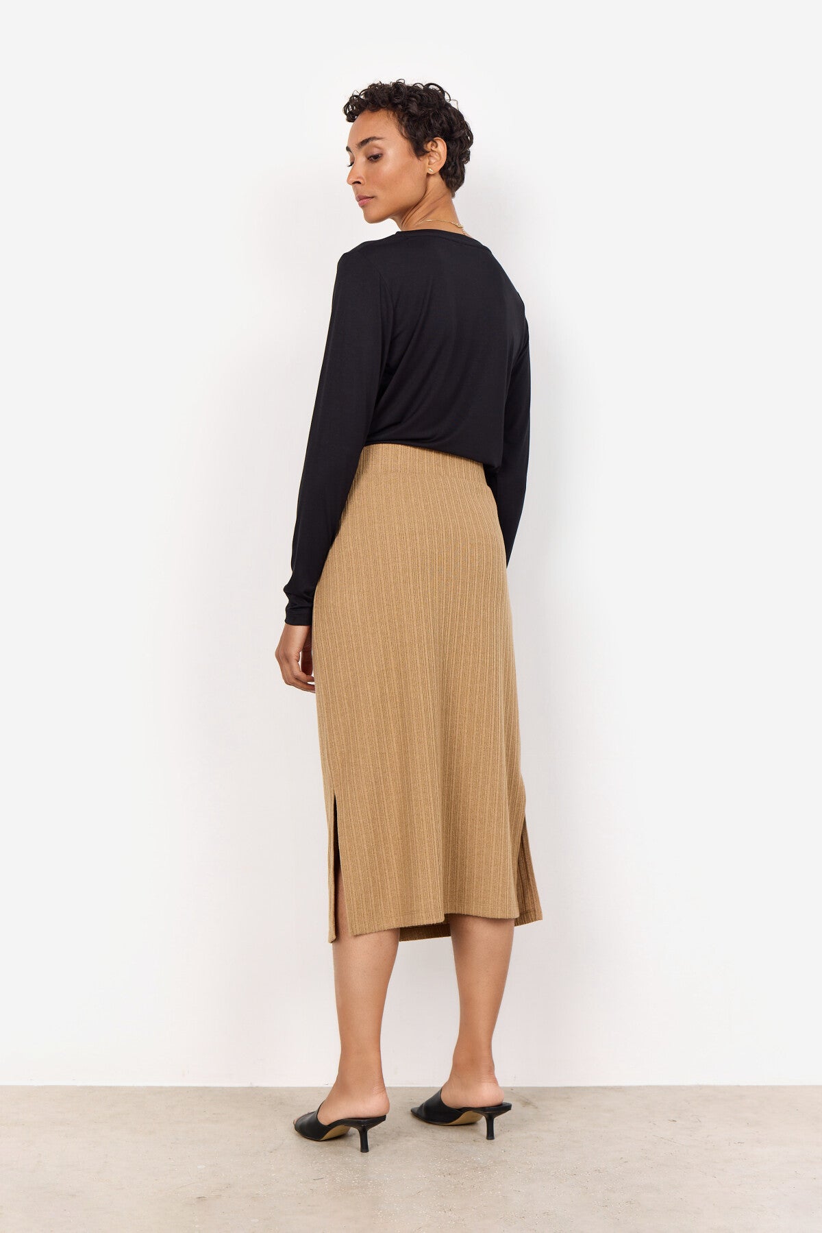 SC-ISEL 4 Skirt Camel