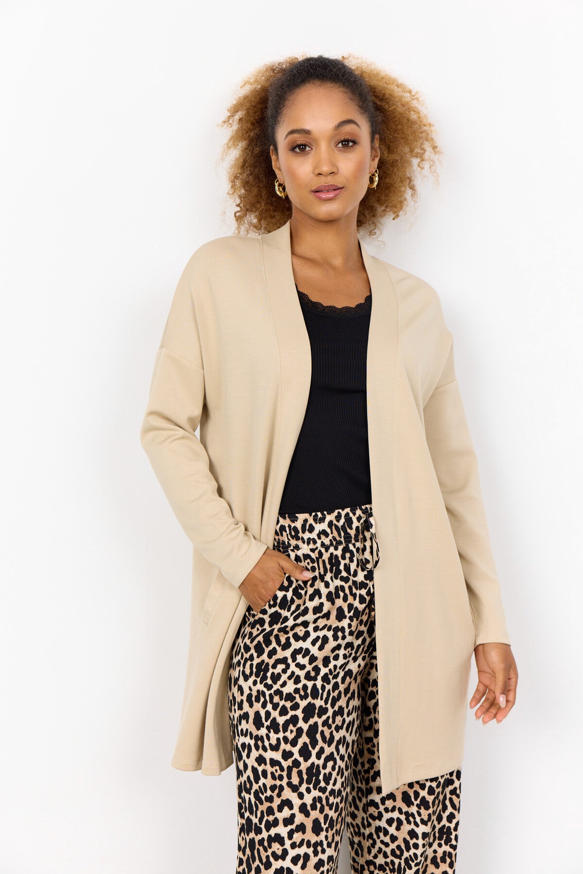 SC-BANU 221 Cardigan Sand