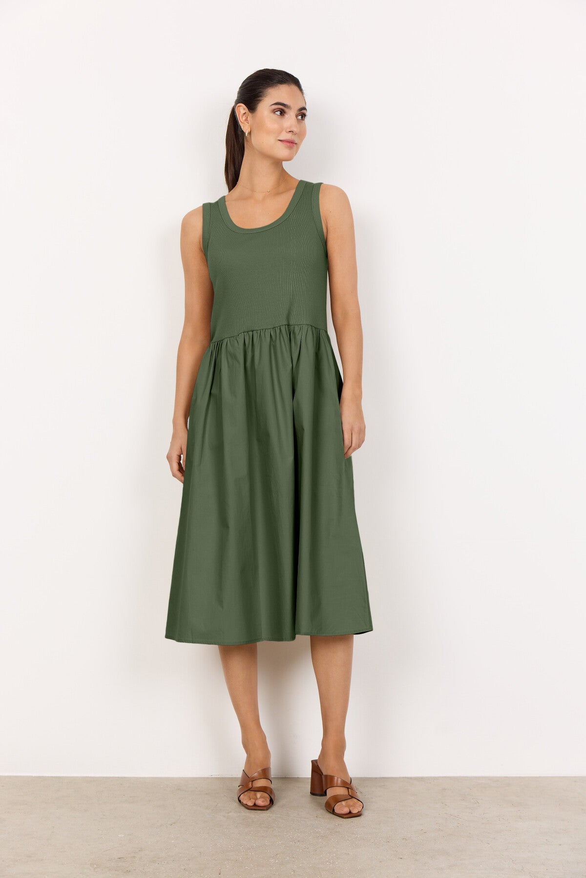SC-RACHELLE 6 Dress Dark green